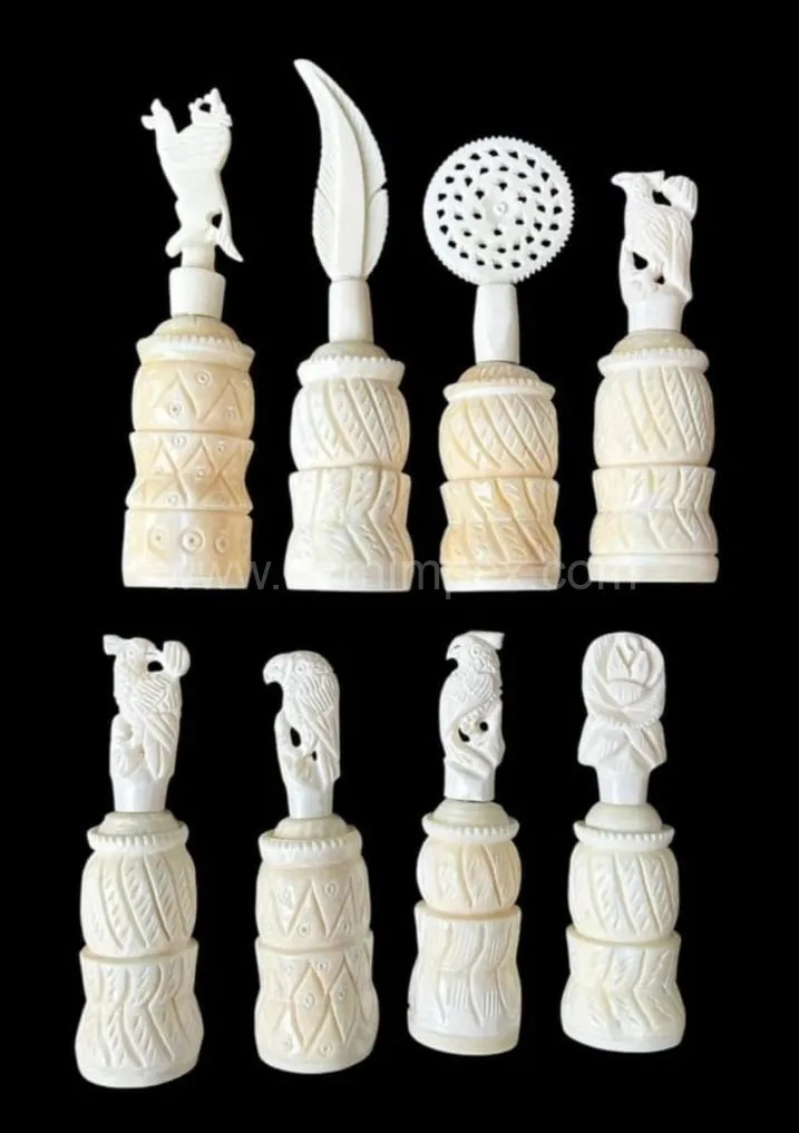 Natural Bone Dice for Chess Sets and Board Games – Bulk Supply & Export from India - Buffalo Bone Squares & Other Bone Shapes - image 1