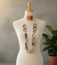 Wholesale Variegated Buffalo Horn Oval Link Necklace & Drop Earrings Set | Ethical Manufacturer - Second View