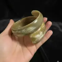 Wholesale Natural Buffalo Horn Bracelet Supplier for Bulk Orders - Front View